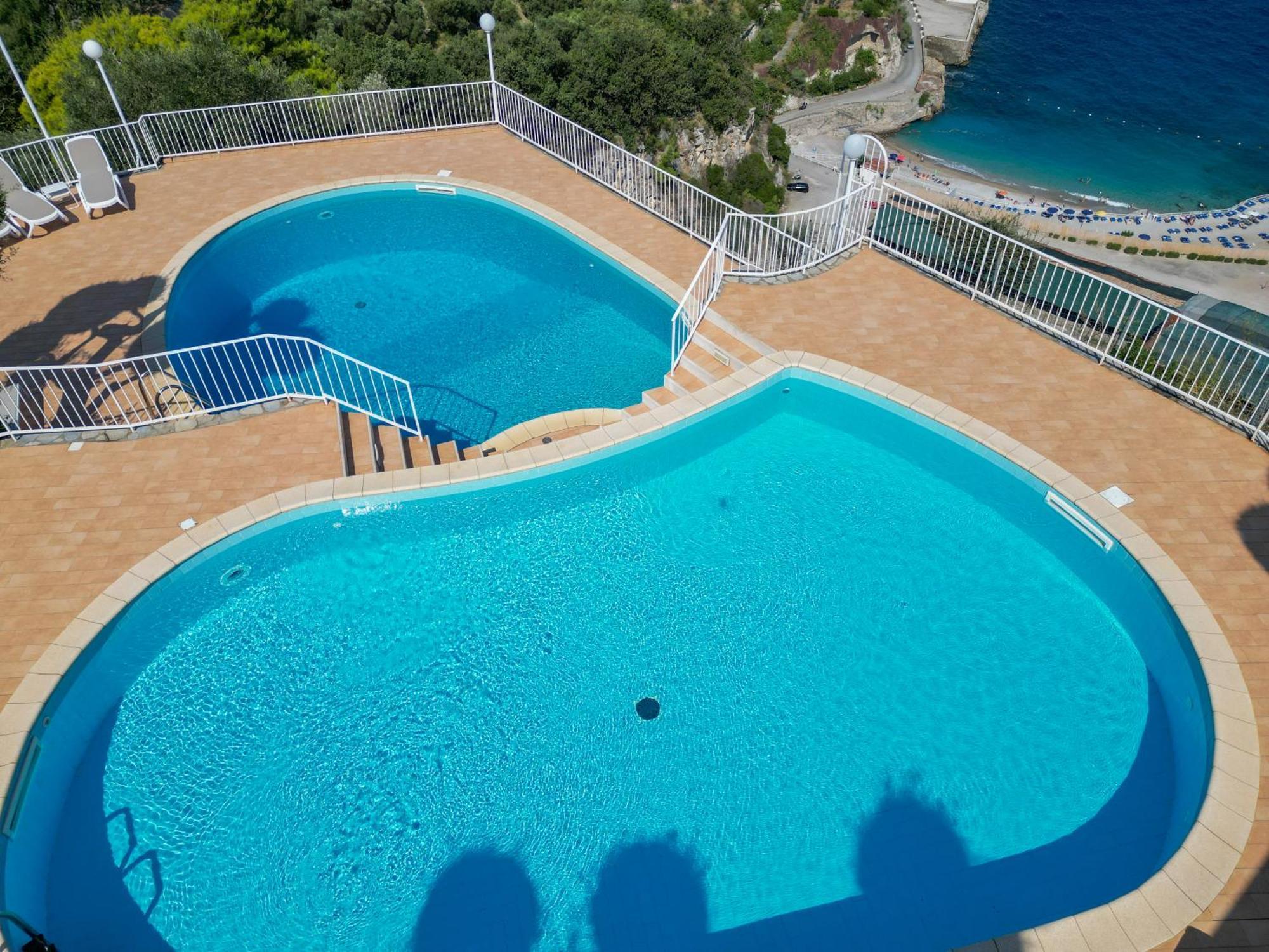 Villaggio Villa Lubrense มัสซาลูเบรนเซ ภายนอก รูปภาพ